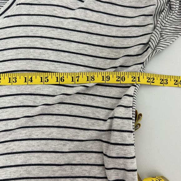Cabi 3806 Pivot Tee Womens Small Gray Black Striped Boxy Stretch Oversized - Picture 9 of 16